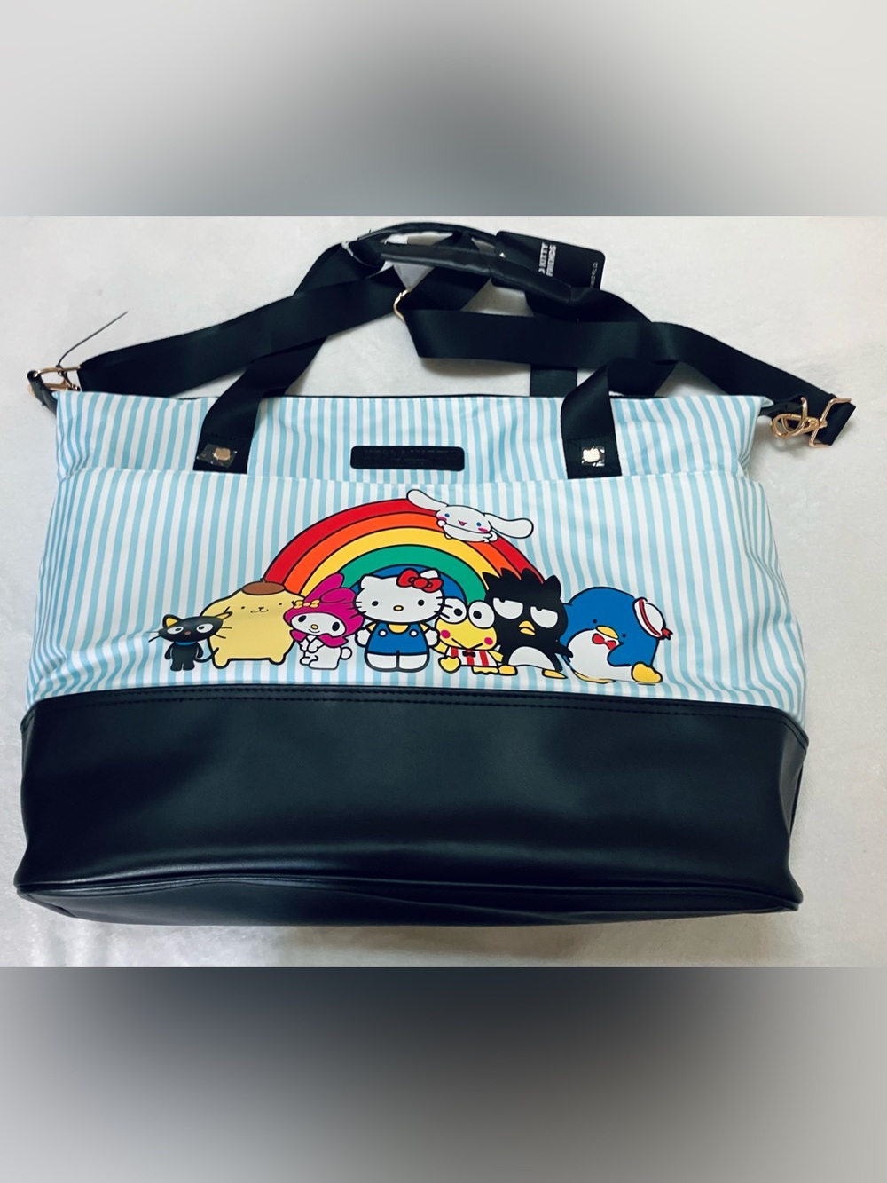 Never Used Large Sanrio Tote ,Beautiful Colors And Character Prints